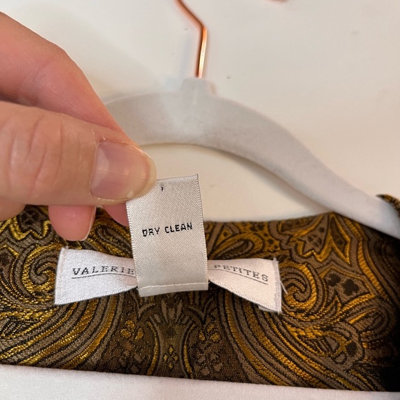 Valerie Stevens Vintage Paisley Gold Fancy Button Vest Womens PS - Picture 9 of 10